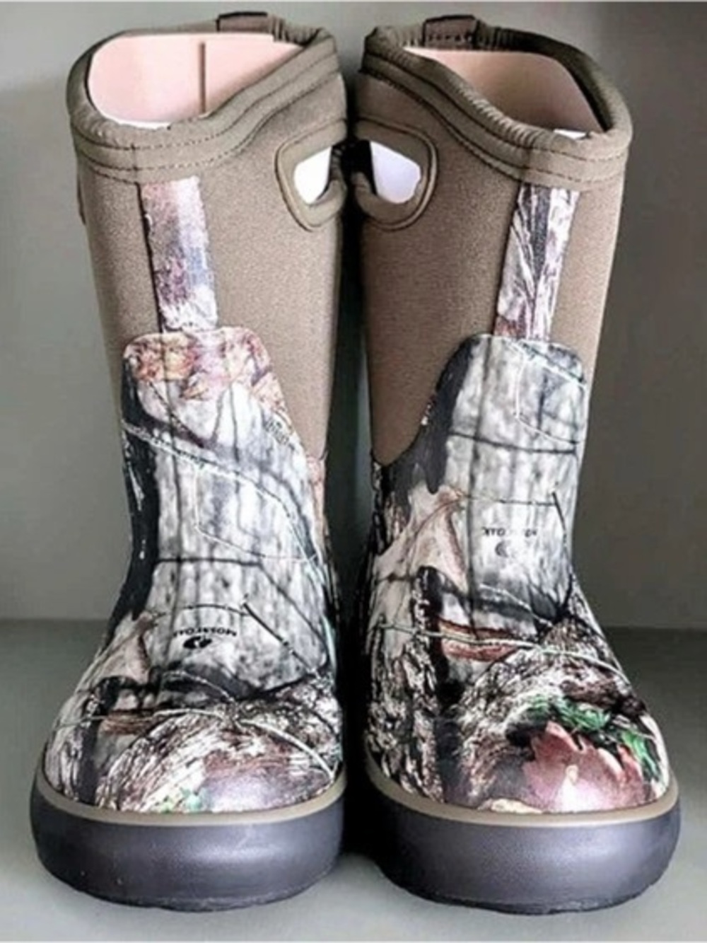 Bogs Kids Classic II Mossy Oak Camo Waterproof Winter Boots Size 10 NIB (72952)